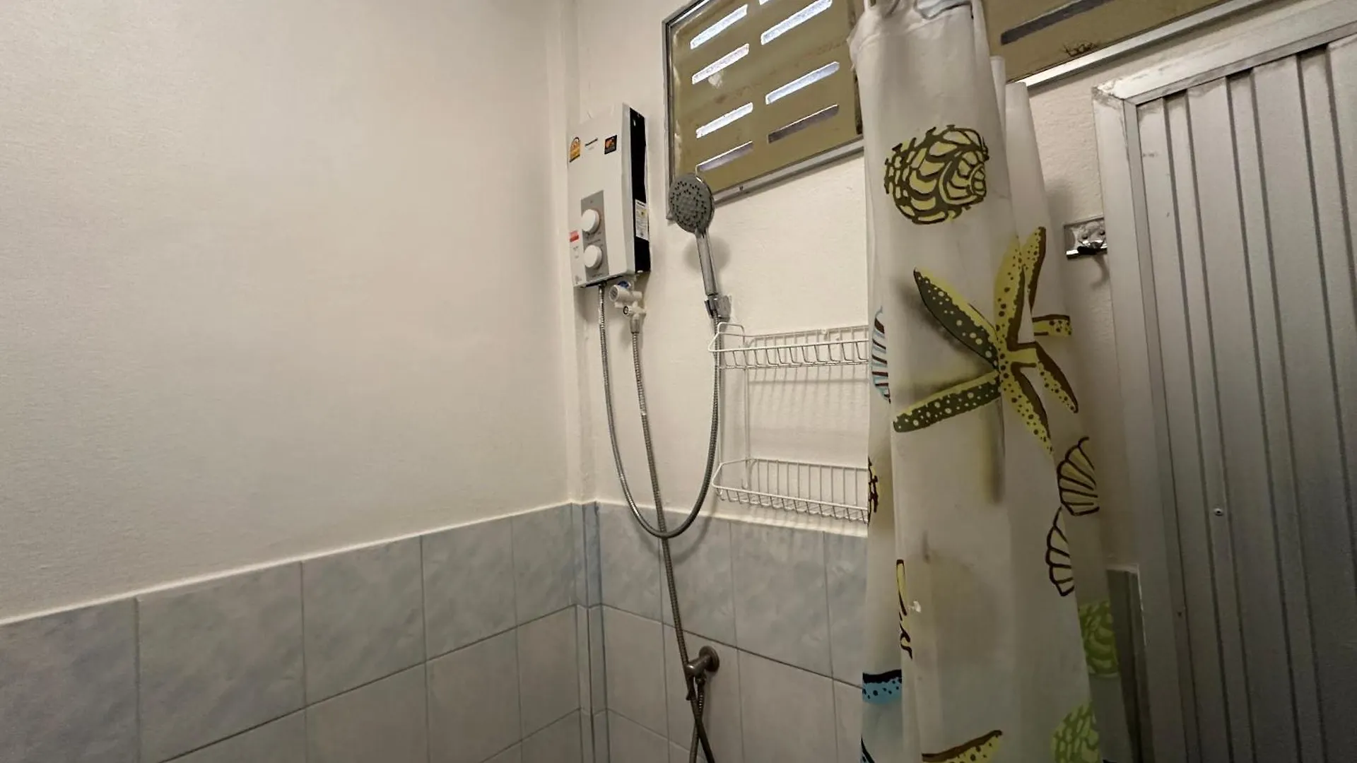 Best One Guesthouse B2, 5 Min To Naiyang Beach Nai Yang Beach Tayland