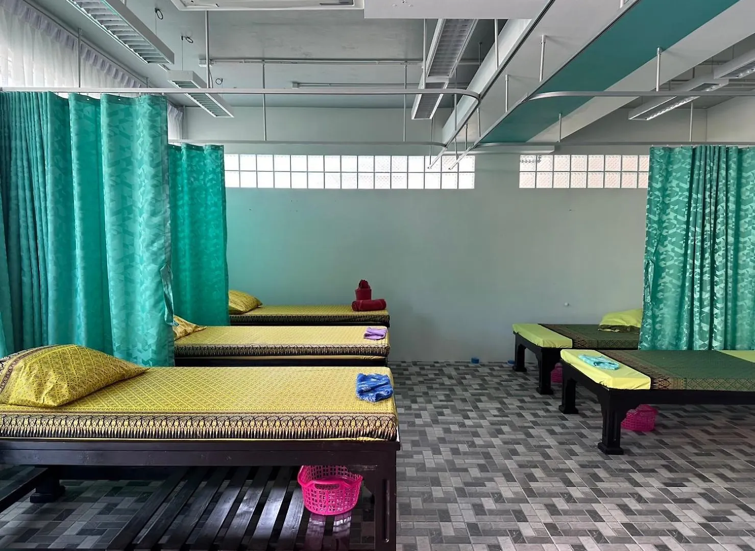 Best One Guesthouse B2, 5 Min To Naiyang Beach Nai Yang Beach